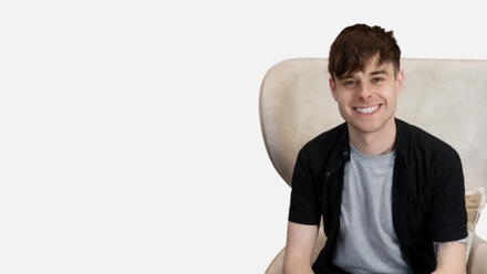 A profile photo of Simon McMurdo