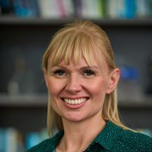 Sandi Lyons